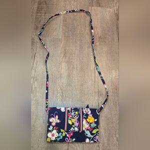 Vera Bradley Crossbody Wallet 7"‎ By 5"